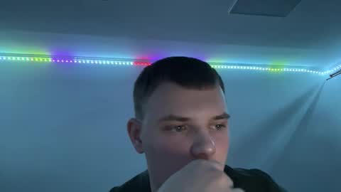 Leo online show from March 9, 8:24 pm