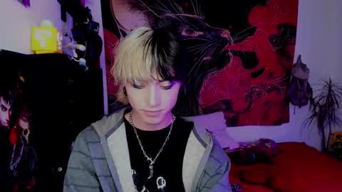 xzerox_ online show from December 21, 12:18 am