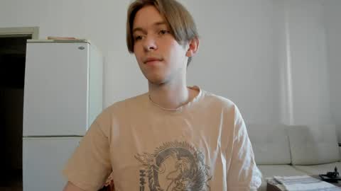 y0ursteve online show from May 18, 10:32 am