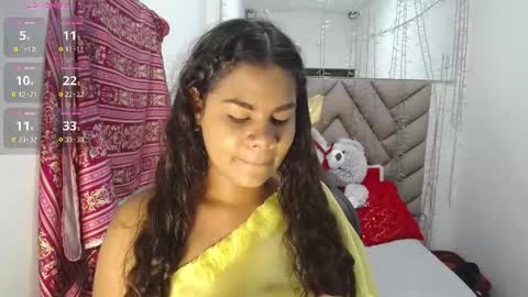 yazhini online show from March 14, 11:15 am