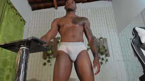 Snapshot of yacksson_lawrence chatting on February 5, 3:55 am yacksson_lawrence online show from February 5, 3:55 am