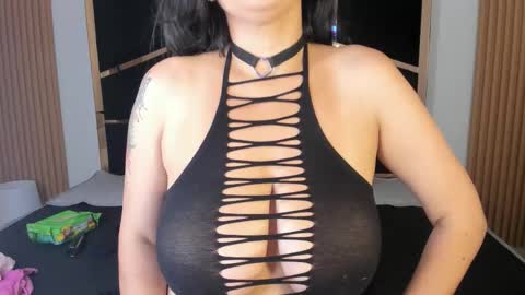 Yahaira online show from March 18, 4:10 pm