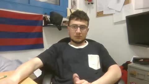 Snapshot of yakajoe97 chatting on March 11, 9:59 pm yakajoe97 online show from March 11, 9:59 pm