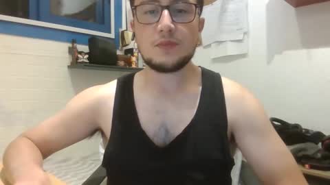 Snapshot of yakajoe97 chatting on September 24, 8:12 pm yakajoe97 online show from September 24, 8:12 pm