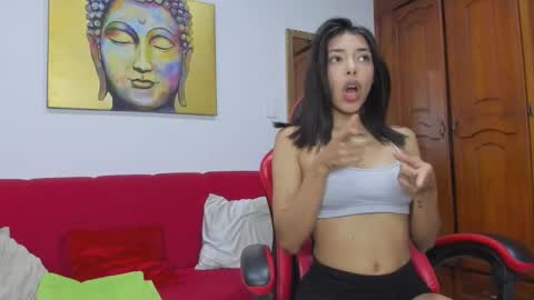 yake  elizabeth online show from March 21, 7:28 pm