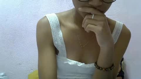 Snapshot of yalane chatting on June 12, 10:36 am yalane online show from June 12, 10:36 am