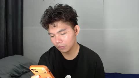 Eian online show from April 16, 6:30 pm