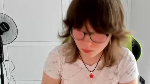 Snapshot of yamihoshii chatting on June 12, 9:08 am Sofia online show from June 12, 9:08 am