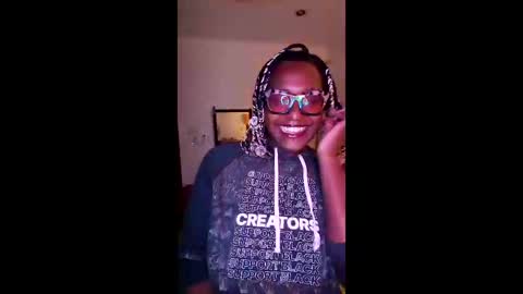 Snapshot of yamikawaiibrat chatting on December 3, 7:49 am Goddexx Nightshade online show from December 3, 7:49 am