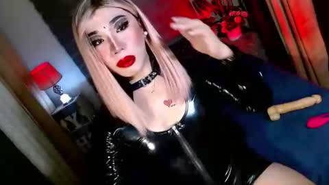 REYAN online show from October 20, 2:01 am