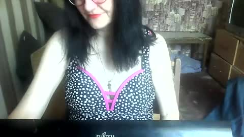 yanafiesta online show from July 2, 11:27 am