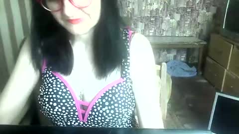 yanafiesta online show from July 17, 12:34 pm