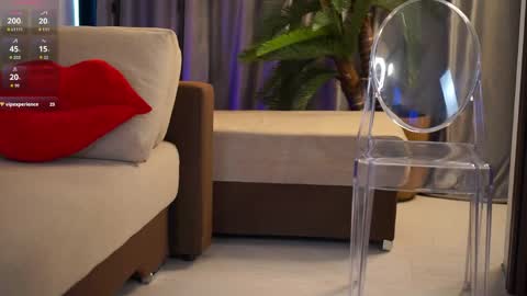 Yana online show from April 14, 9:04 am