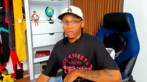 Snapshot of yandi_hot chatting on February 11, 2:22 pm yandi_hot online show from February 11, 2:22 pm