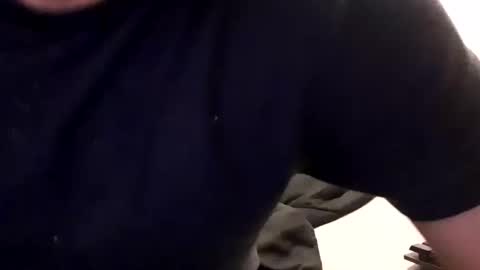 Snapshot of yangolox3 chatting on November 6, 9:15 pm yangolox3 online show from November 6, 9:15 pm