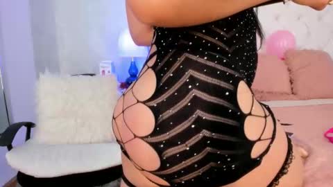 Snapshot of yara_bliss_ chatting on October 2, 1:40 pm Yara Bliss online show from October 2, 1:40 pm