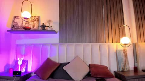 yaramooun online show from March 28, 1:11 pm