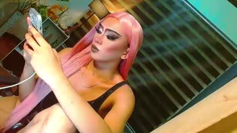 miss yasii online show from July 9, 4:22 pm