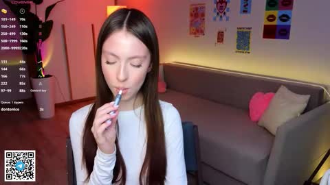 Yasmin online show from March 22, 6:39 am