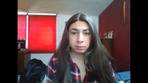 Snapshot of yasmin_paez23 chatting on October 23, 5:12 pm Yasmin Paez online show from October 23, 5:12 pm