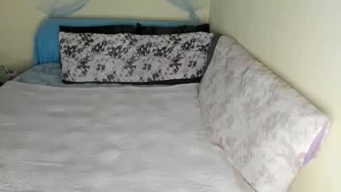 Snapshot of yasminayazzie chatting on May 29, 2:31 am Yasmina online show from May 29, 2:31 am