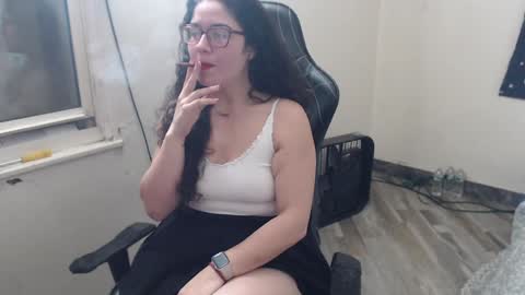 Snapshot of yayamarie chatting on February 3, 3:42 am yayamarie online show from February 3, 3:42 am