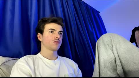 yayay333 online show from January 7, 8:33 pm