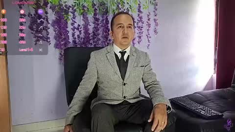 Snapshot of yazflor chatting on June 8, 1:22 pm Hazzan y Greisy online show from June 8, 1:22 pm