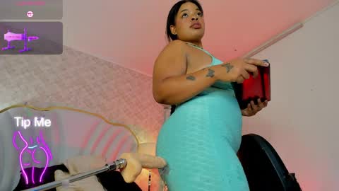  YazminJenner  online show from April 7, 4:57 am