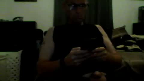 Snapshot of ycart661 chatting on May 4, 5:25 am ycart661 online show from May 4, 5:25 am