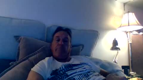 yeah_baby6988 online show from April 1, 2:12 am