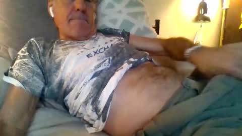 Snapshot of yeah_baby6988 chatting on May 13, 1:47 am yeah_baby6988 online show from May 13, 1:47 am