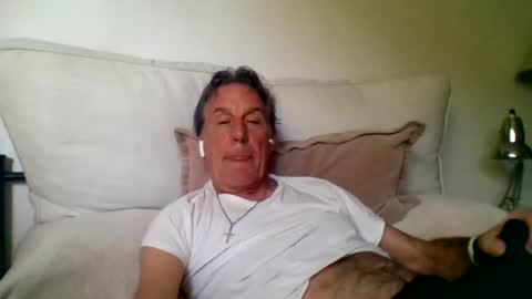 Snapshot of yeah_baby6988 chatting on June 12, 1:15 am yeah_baby6988 online show from June 12, 1:15 am