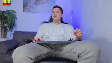 YEIKO ROMERO online show from April 17, 5:43 am