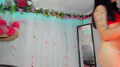 YELINA online show from December 19, 1:56 am