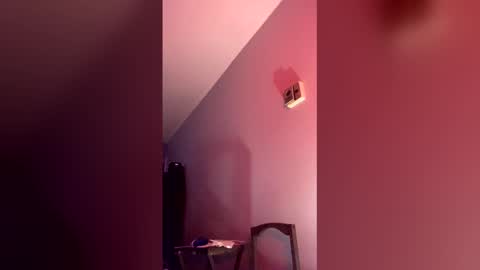 Ella Ts online show from January 11, 8:52 am