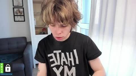 Yen online show from April 12, 7:35 am