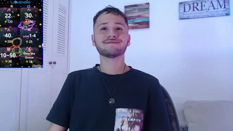 Snapshot of yerito_ chatting on January 9, 7:40 pm Yero online show from January 9, 7:40 pm