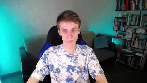 Snapshot of yes_cute_boy_ chatting on February 21, 12:06 pm Eden online show from February 21, 12:06 pm