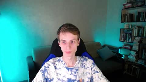 Snapshot of yes_cute_boy_ chatting on February 25, 2:27 pm Eden online show from February 25, 2:27 pm