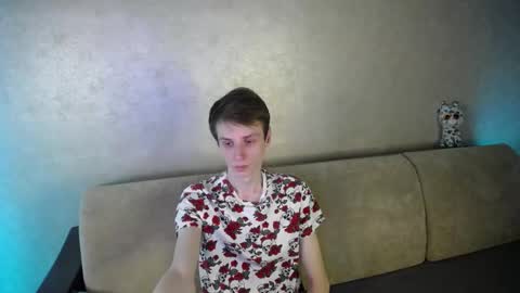 Snapshot of yes_cute_boy_ chatting on March 10, 5:51 pm Eden online show from March 10, 5:51 pm
