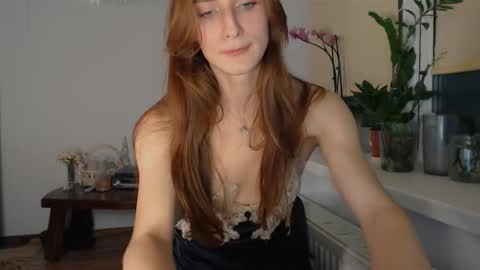 Zoe online show from December 4, 9:34 pm