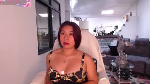 yesika_t online show from March 21, 2:42 pm