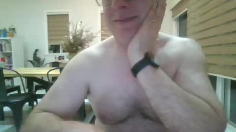 yesplease1969 online show from October 11, 11:53 am