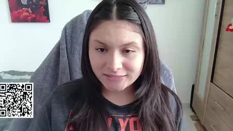 yessica_gomez01 online show from April 17, 7:06 pm