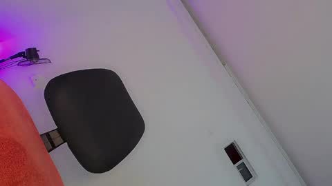 Snapshot of yessica_tsx chatting on May 19, 7:58 am yessica_tsx online show from May 19, 7:58 am