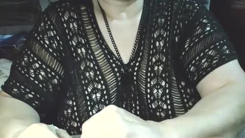 yessirprincesspet online show from April 26, 2:53 am