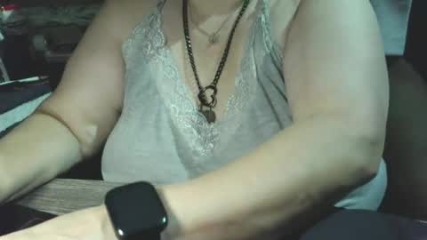 Snapshot of yessirprincesspet chatting on July 18, 4:49 am yessirprincesspet online show from July 18, 4:49 am