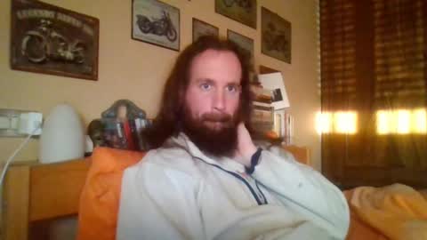 Snapshot of yeti_92 chatting on January 11, 3:31 pm yeti_92 online show from January 11, 3:31 pm
