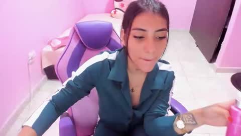 YEVENIA online show from November 28, 12:41 pm